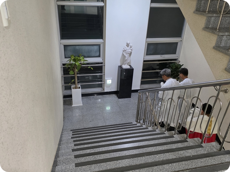 KakaoTalk_20250421_153024859_29 (2).jpg